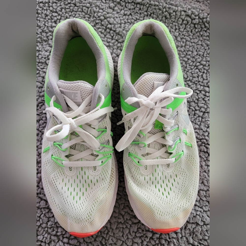 Nike zoom wingflo 2 sneakers